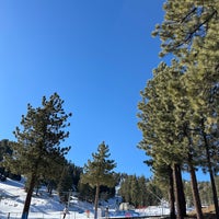 2/9/2023 tarihinde Kaan B.ziyaretçi tarafından Mountain High Ski Resort (Mt High)'de çekilen fotoğraf