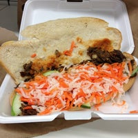 Photo taken at Big D&amp;#39;s Grub Truck by Mark C. on 3/1/2013