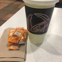 Photo taken at Taco Bell by Misha K. on 11/23/2016