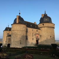 Снимок сделан в Château de Lavaux-Sainte-Anne пользователем Patrick W. 10/23/2016