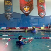 รูปภาพถ่ายที่ Aqua-Tots Swim Schools Richmond โดย Margaret T. เมื่อ 6/12/2013