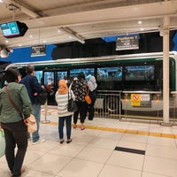 Photo taken at RapidKL USJ7 (KJ31/SB7) LRT/BRT Station by Цубаса М. on 12/14/2021