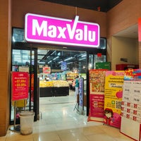 Photo taken at MaxValu by Цубаса М. on 5/8/2022