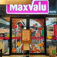 Photo taken at MaxValu by Цубаса М. on 1/17/2022