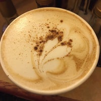 12/5/2014에 Ira W.님이 Jitterz Coffee &amp;amp; Cafe에서 찍은 사진