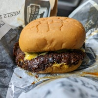 Foto tirada no(a) NFA Burger por Dionne J. em 7/2/2022