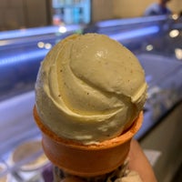 2/9/2020にHimanshu G.がJeni&amp;#39;s Splendid Ice Creamsで撮った写真