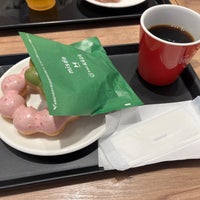 Photo taken at Mister Donut by ざーめも on 5/18/2022