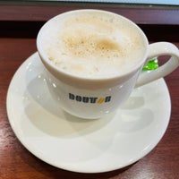 Photo taken at Doutor Coffee Shop by ⚓︎ ぽ. on 2/2/2023