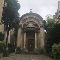 Photo taken at Église Saint-Ephrem by Julio G. on 8/9/2018