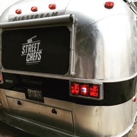 Foto tirada no(a) Street Chefs por Street Chefs em 3/31/2016