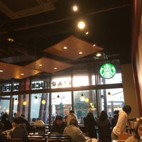 Photo taken at Starbucks Coffee 南町田グランベリーモール店 by Na on 1/3/2017