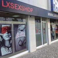 Das Foto wurde bei LX Sex Shop von LX Sex Shop am 3/30/2016 aufgenommen