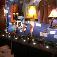 Das Foto wurde bei A Christmas Story the Musical at The Lunt-Fontanne Theatre von Todd B. am 12/15/2012 aufgenommen