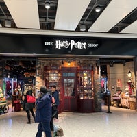 Photo taken at The Harry Potter Shop by Laurent R. on 9/9/2022