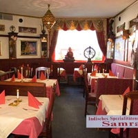 8/14/2016 tarihinde indisches samratziyaretçi tarafından Indisches Restaurant Samrat'de çekilen fotoğraf