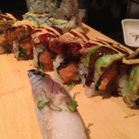 Photo prise au Yoshi Sushi par Anca N. le2/2/2013
