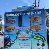 9/9/2021 tarihinde Cara Cara O.ziyaretçi tarafından Mariscos 4 Vientos Taco Truck'de çekilen fotoğraf