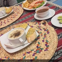 Foto tomada en Khalifa Restaurant  por s ⚓. el 4/8/2016