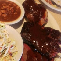 Photo taken at Molly&amp;#39;s BBQ &amp;amp; Seafood - Wahiawa by Zelph E. on 4/11/2016