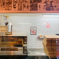 Foto tirada no(a) Tomasso - New York Pizza por manuel P. em 5/1/2022