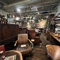 Photo taken at THE GLOBE ANTIQUES by Volgar on 11/6/2023
