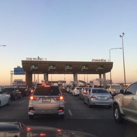 Photo taken at Don Mueang 1 Toll Plaza (S1) by Deer W. on 12/7/2015