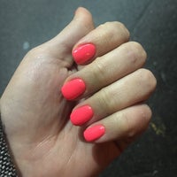 Das Foto wurde bei Nail Lounge von julia m. am 3/8/2019 aufgenommen