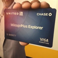 Снимок сделан в United Airlines Ticket Counter пользователем Roy T. 11/5/2012