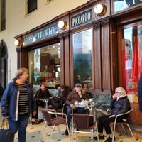 Foto tomada en Caffé Pasticceria Piccardo  por Marco V. el 11/12/2018