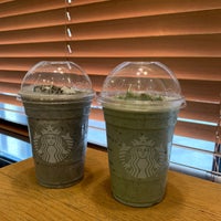 Photo taken at Starbucks by JANICE💯 on 9/25/2021