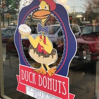 Foto diambil di Duck Donuts oleh Jeffrey T. pada 3/24/2017