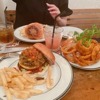 Photo taken at Burger Mania by ﾀﾂﾝｺﾞ on 6/4/2023