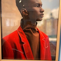 Photo taken at Museum of the African Diaspora by Jaro G. on 12/11/2022