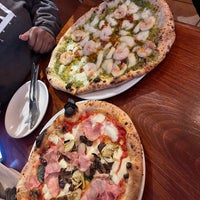 5/6/2024 tarihinde Jaro G.ziyaretçi tarafından Spacca Napoli Pizzeria'de çekilen fotoğraf