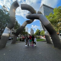 Photo taken at Berlin (Skulptur) by Jaro G. on 8/29/2022