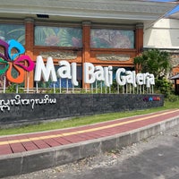 Photo taken at Mal Bali Galeria by Rika D. on 3/17/2023