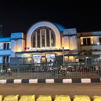 Foto diambil di Stasiun Jakarta Kota oleh Rika D. pada 11/13/2023