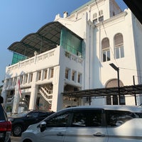 Photo taken at Masjid Cut Meutia by Ramdan P. on 9/11/2019