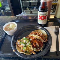 รูปภาพถ่ายที่ Los Taquitos Mexican Grill โดย Roland T. เมื่อ 6/8/2021