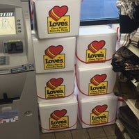 Photo taken at Love&amp;#39;s Travel Stop by Roland T. on 1/1/2018