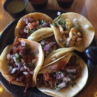 รูปภาพถ่ายที่ Los Taquitos Mexican Grill โดย Roland T. เมื่อ 12/18/2018