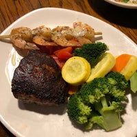 Photo taken at Outback Steakhouse by Elise E. on 1/14/2018