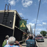 Photo taken at The Old Triangle Irish Alehouse by Chris P. on 8/6/2019