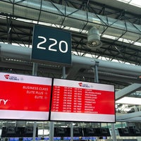 Photo taken at Czech Airlines check-in by Luongo L. on 9/12/2018