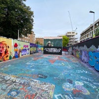 Photo taken at Stockwell Graffiti Hall Of Fame by Topher T. on 9/13/2021