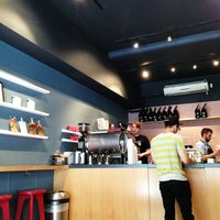7/11/2013에 ella g.님이 Ports Coffee &amp;amp; Tea Co.에서 찍은 사진