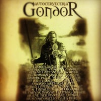 Foto diambil di Cervecería Gondor oleh Desi G. pada 10/21/2012