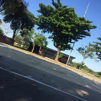 Photo taken at Escola de Educação Física e Desportos (EEFD) by Calouro D. on 4/5/2016