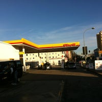 Das Foto wurde bei Shell von Feinkost am 12/29/2012 aufgenommen